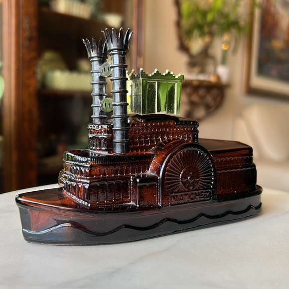 Vintage Avon Side Wheeler Tai Winds After Shave Cologne Decanter Glass Bottle - Picture 4 of 12